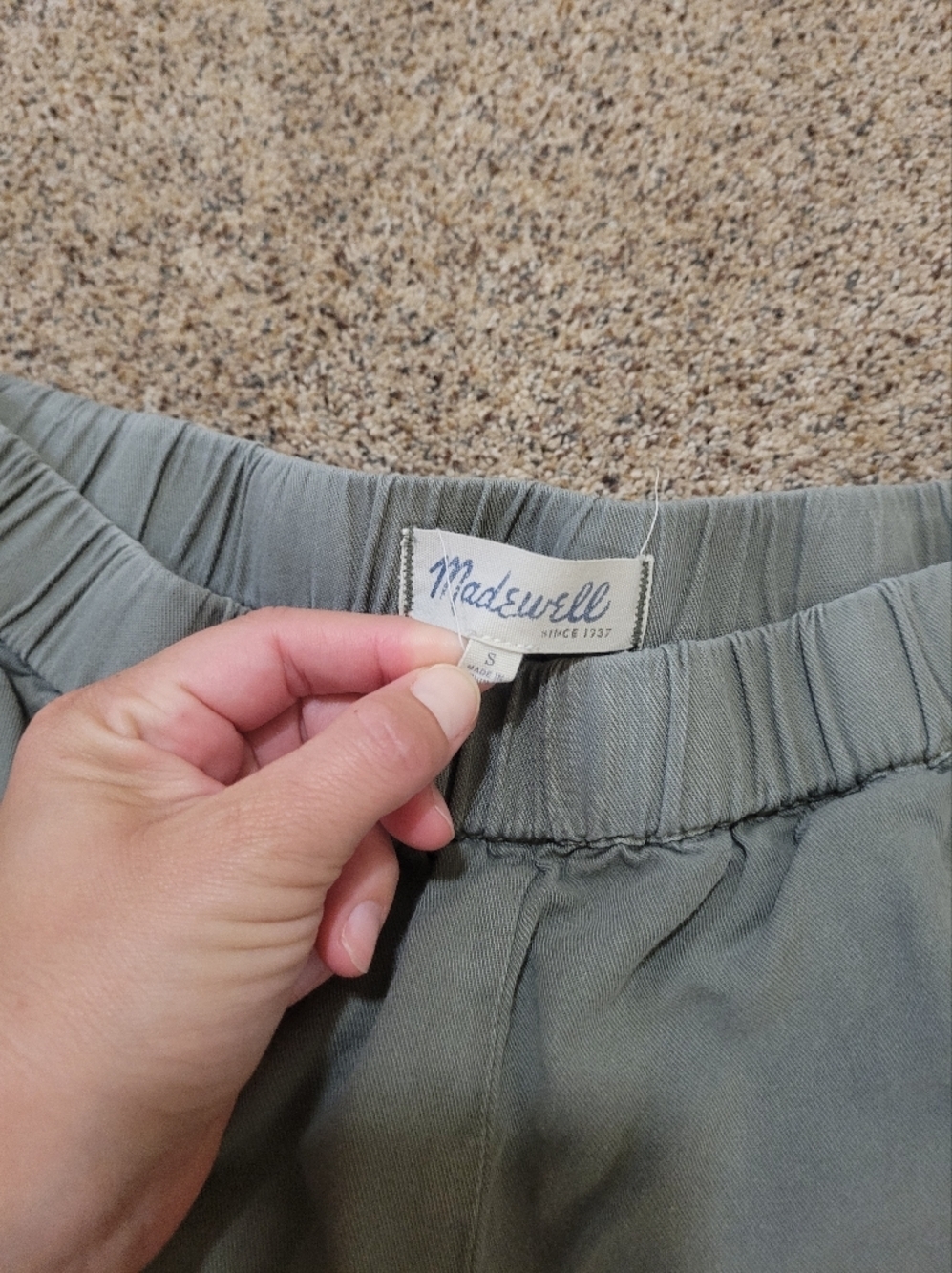 Madewell Olive-Green Relaxed Elastic-Waist Shorts Size Small - Picture 2 of 4